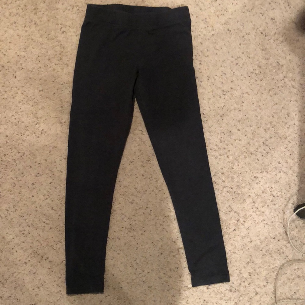 Charcoal gray leggings
